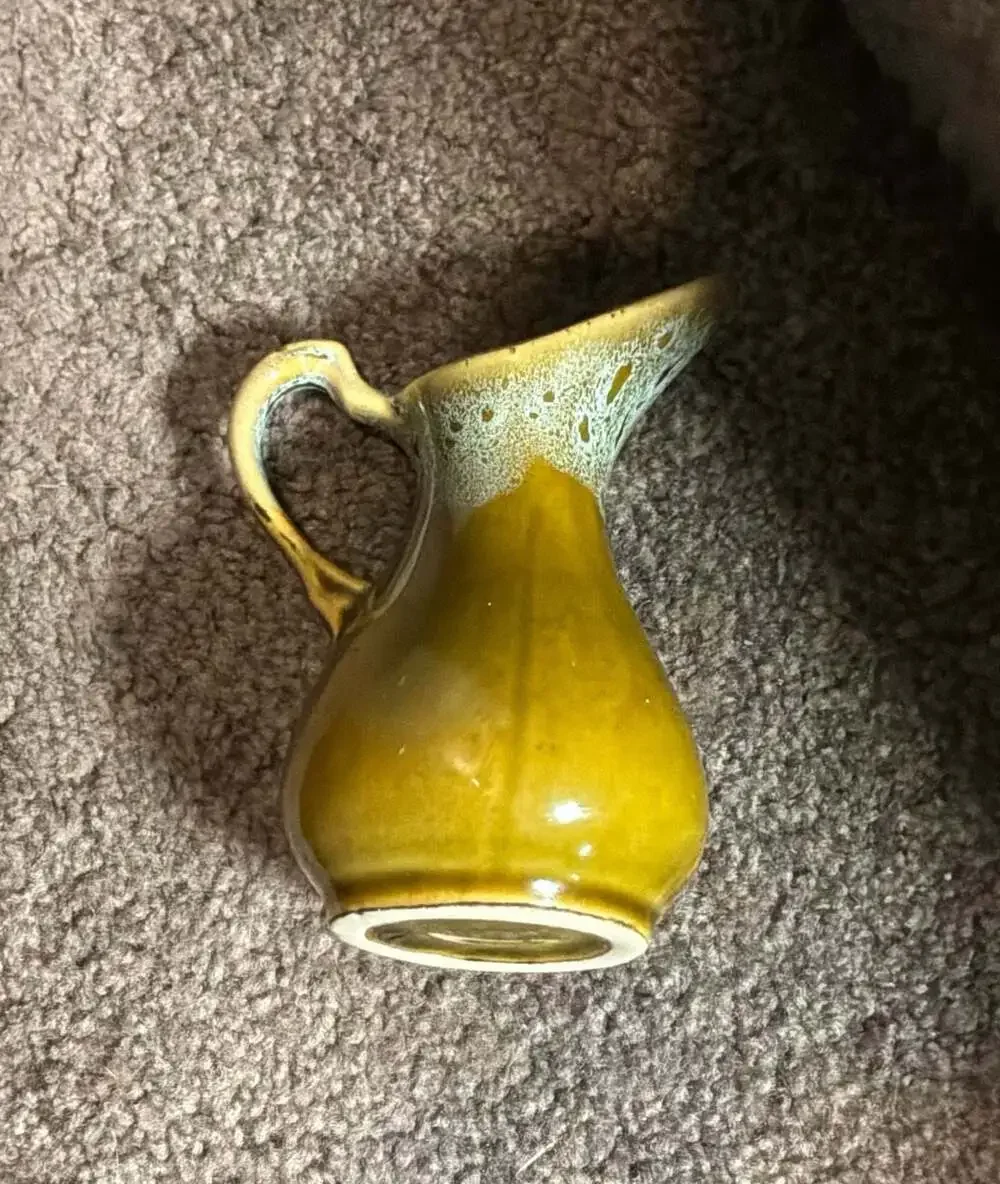 VTG GREEN and WHITE Drip Glaze Small Pottery Pitcher Creamer Vase-Marked 94